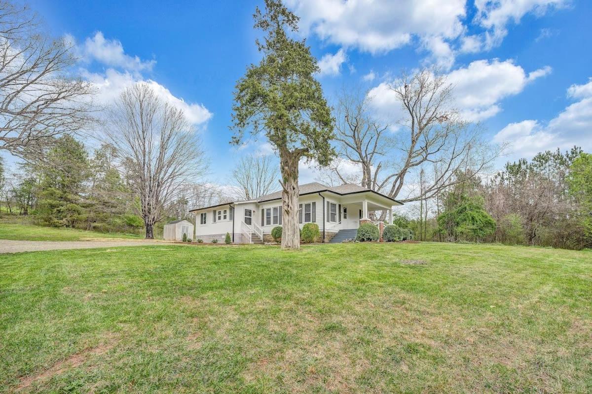 Cottage In The Pines Rocky Mount Exterior photo